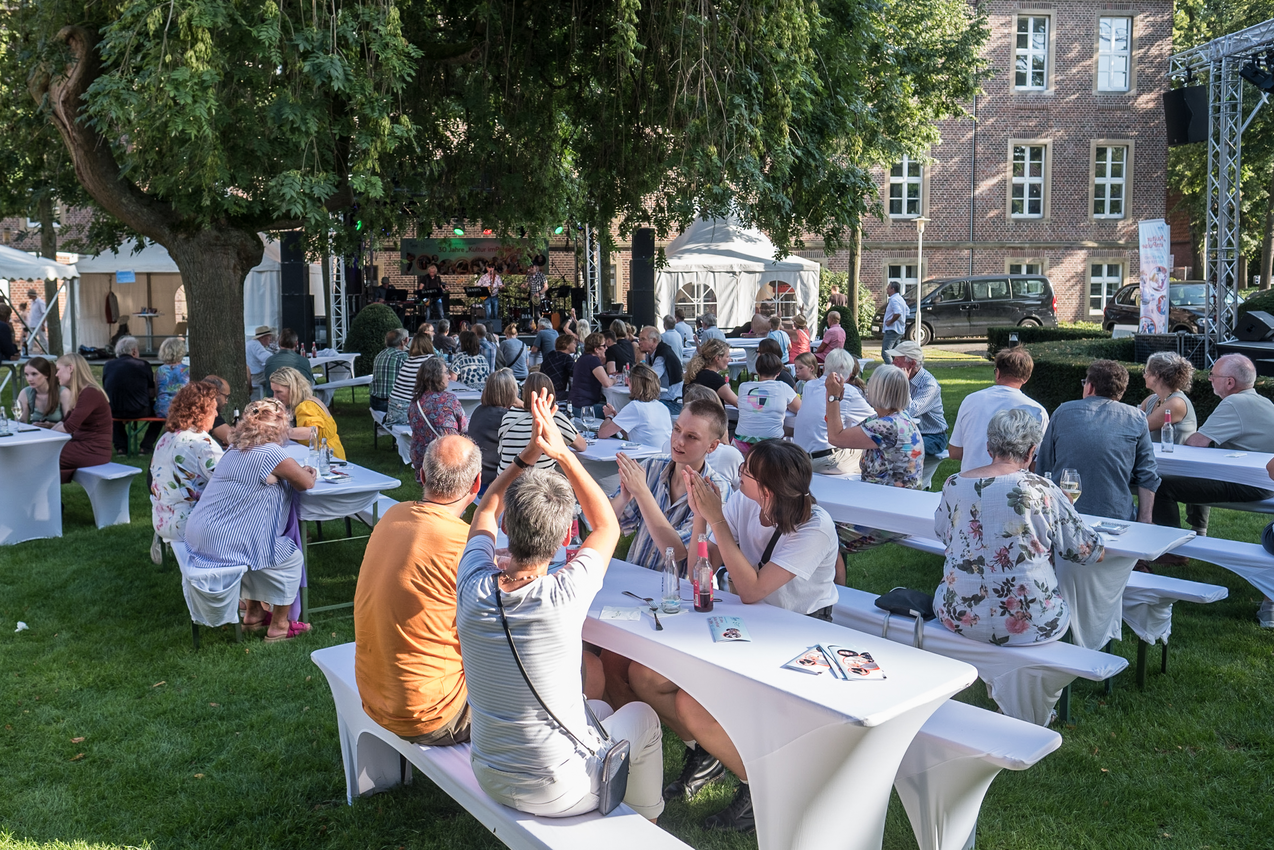 UKM Kultur | 30 Jahre Kultur im Krankenhaus | Publikum