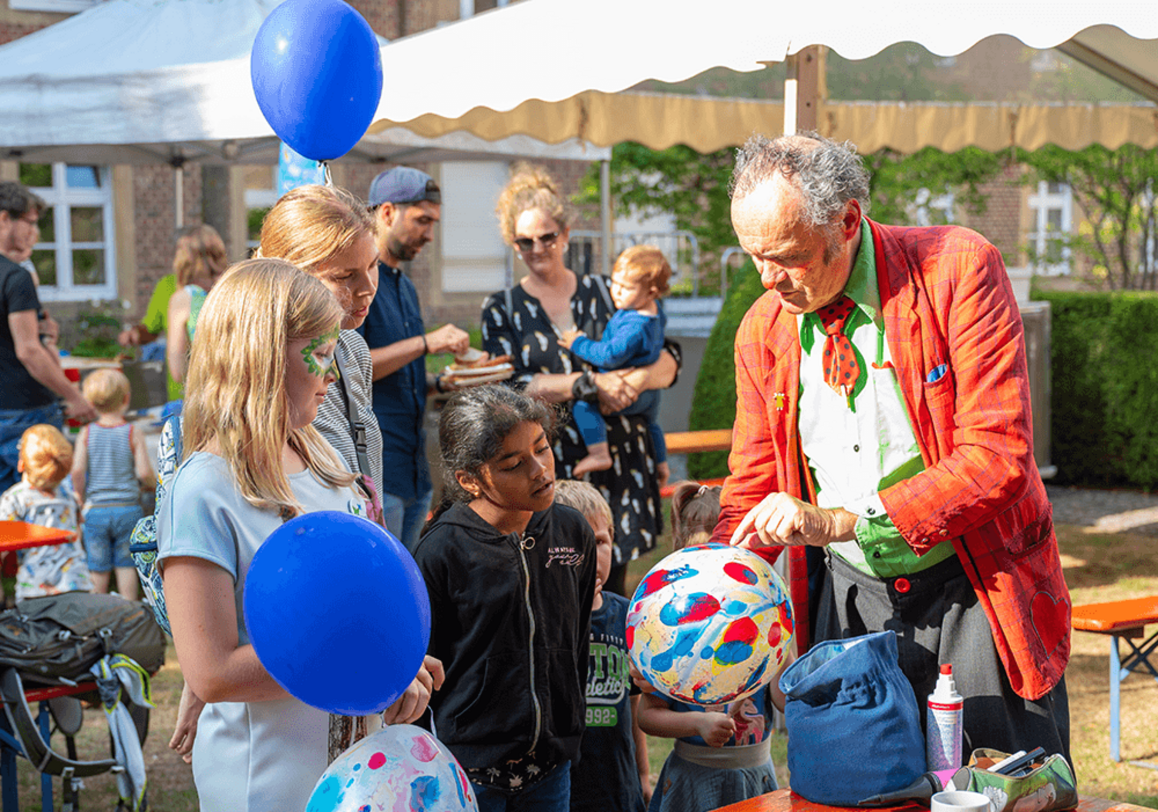 UKM Kinder- und Familiensommerfest | Clinic Clowns