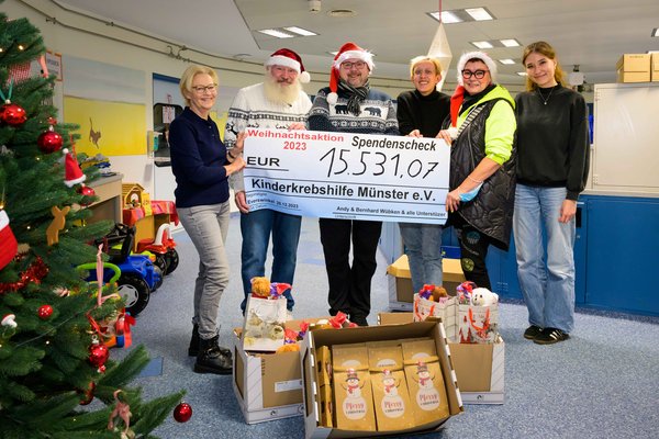 UKM | Spendenübergabe Kinderkrebshilfe 