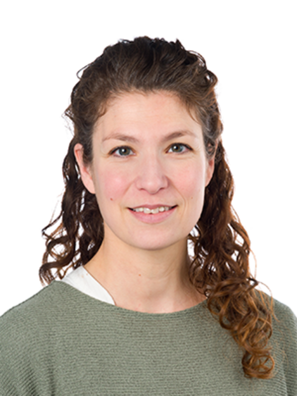 UKM | Mitarbeiterin im naturwissenschaftlichen Team der Pathologie
