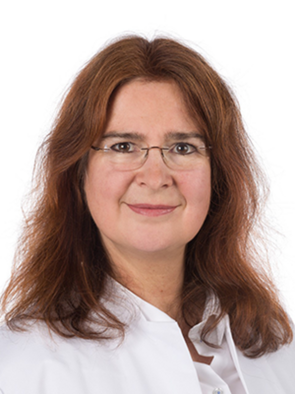 Prof. Dr. rer. nat. Christine Heilmann | Institut für Medizinische Mikrobiologie