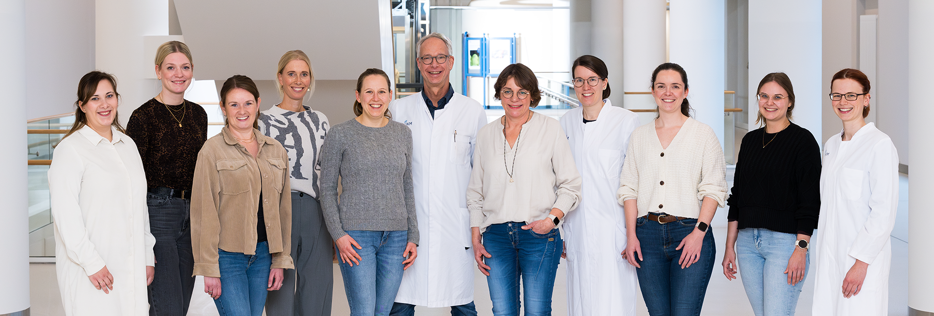 UKM | Mitarbeitende der Hochschulambulanz der Ernährungsmedizin. Eige tragen einen weißen Kittel.